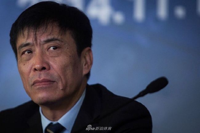 他早就明白顾秋怡的心思，但很多事，没办法明说，所以干脆装傻。